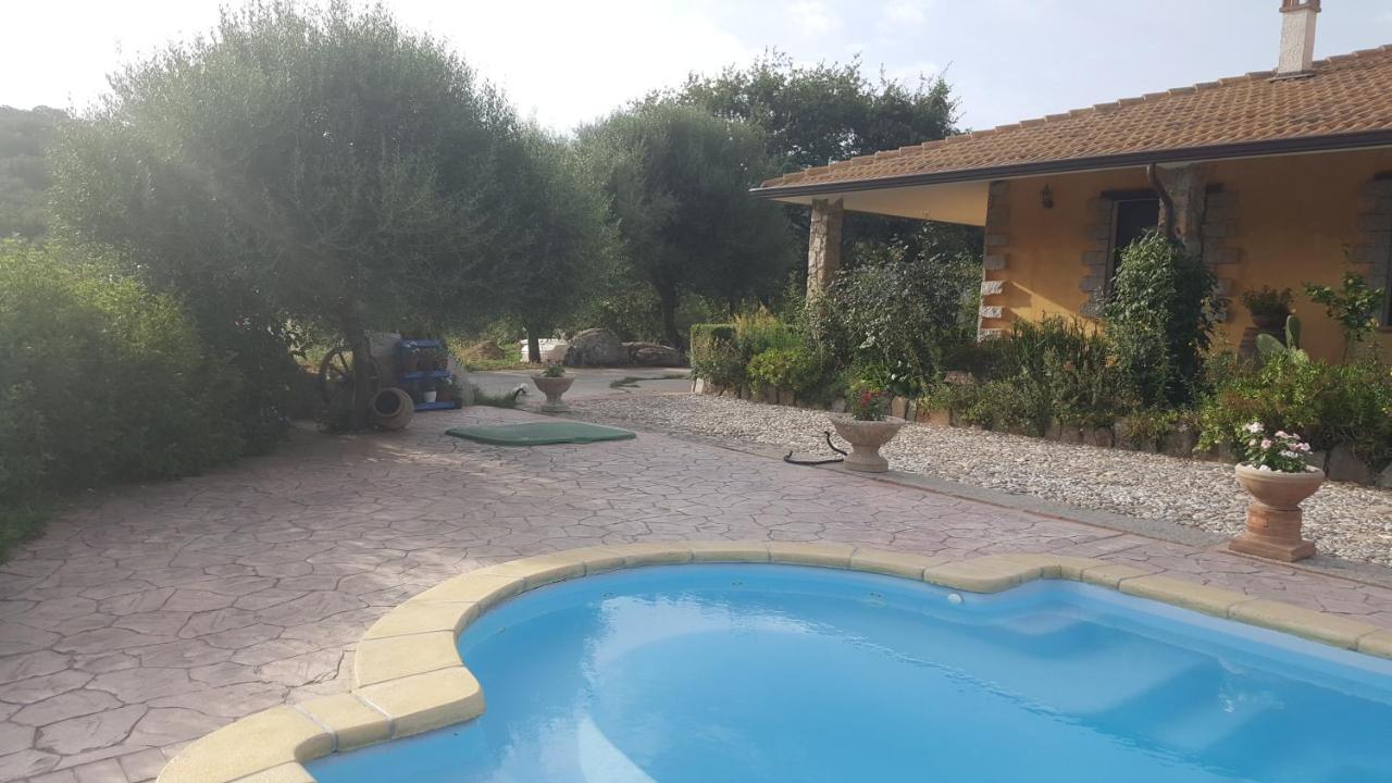 B&B Casa Vacanza Centro Sardegna Sorgono Eksteriør billede